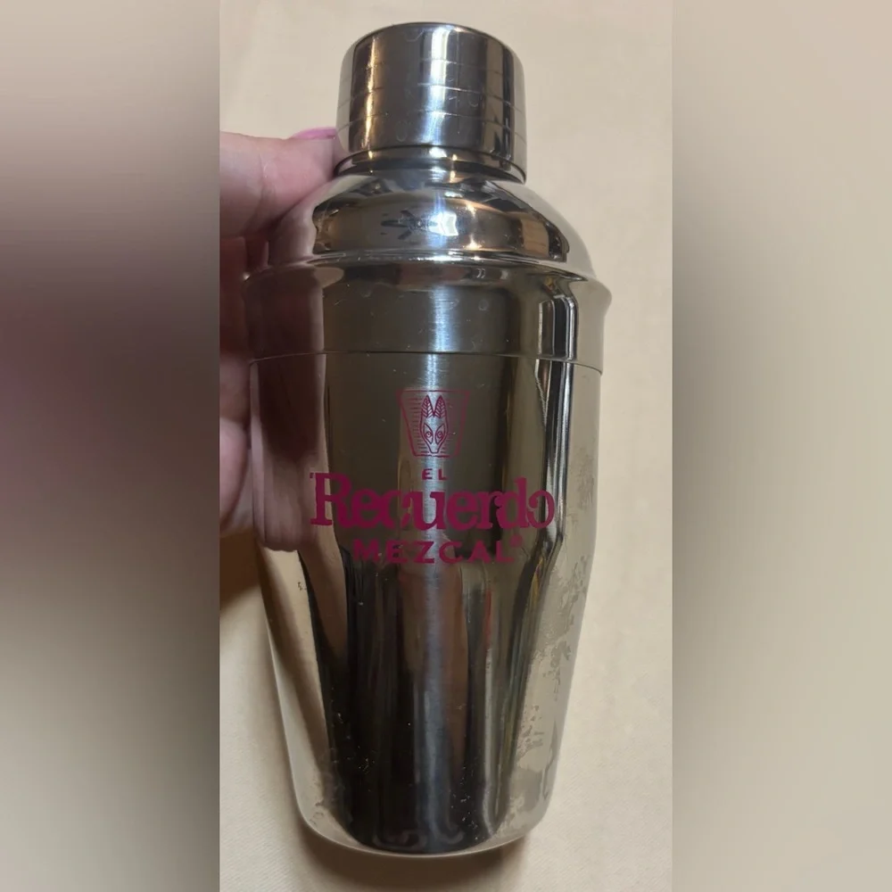 El Recuerdo Mezcal Metal Cocktail Shaker Stainless‎ Steel w/ Recipe 6” Tall
